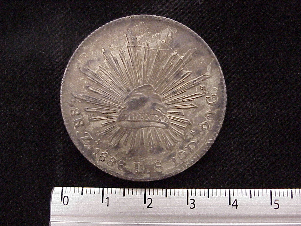 8 Plata 1886 . Inventario Banxico 10345 (reverso)