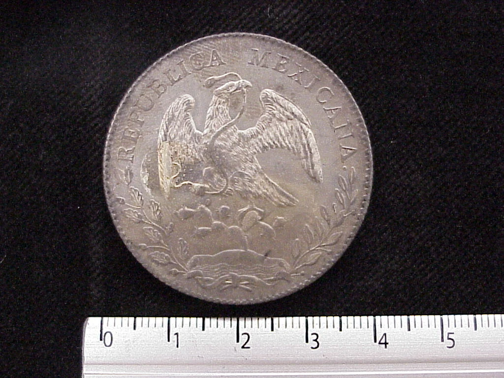 8 Plata 1895 . Inventario Banxico 10383 (anverso)