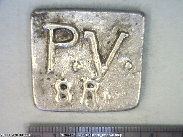Anverso de moneda 8 Reales, plata 0.900