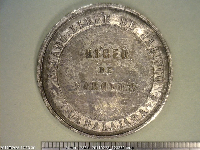 Medalla A la juventud estudiosa (anverso)