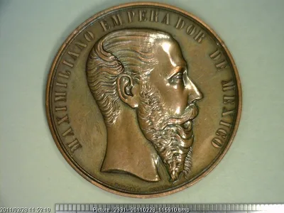Medalla A la juventud estudiosa. Maximiliano