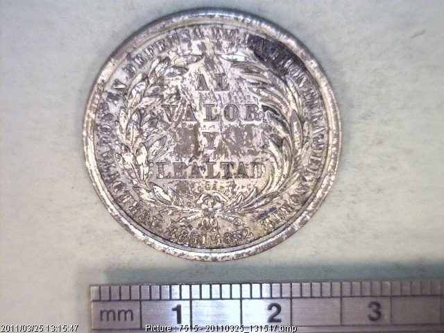 Medalla Al valor y lealtad (1852) (anverso)