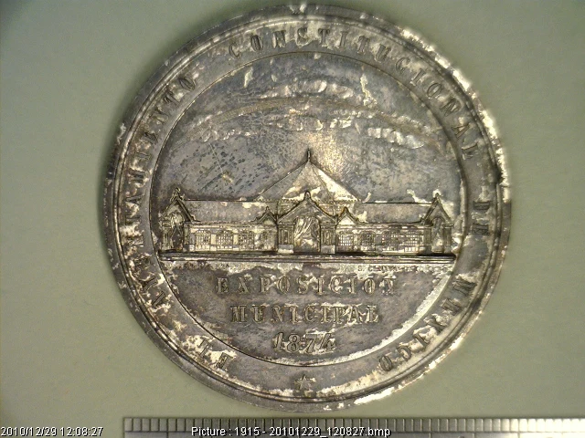 Medalla Ayuntamiento de México (1874) (anverso)