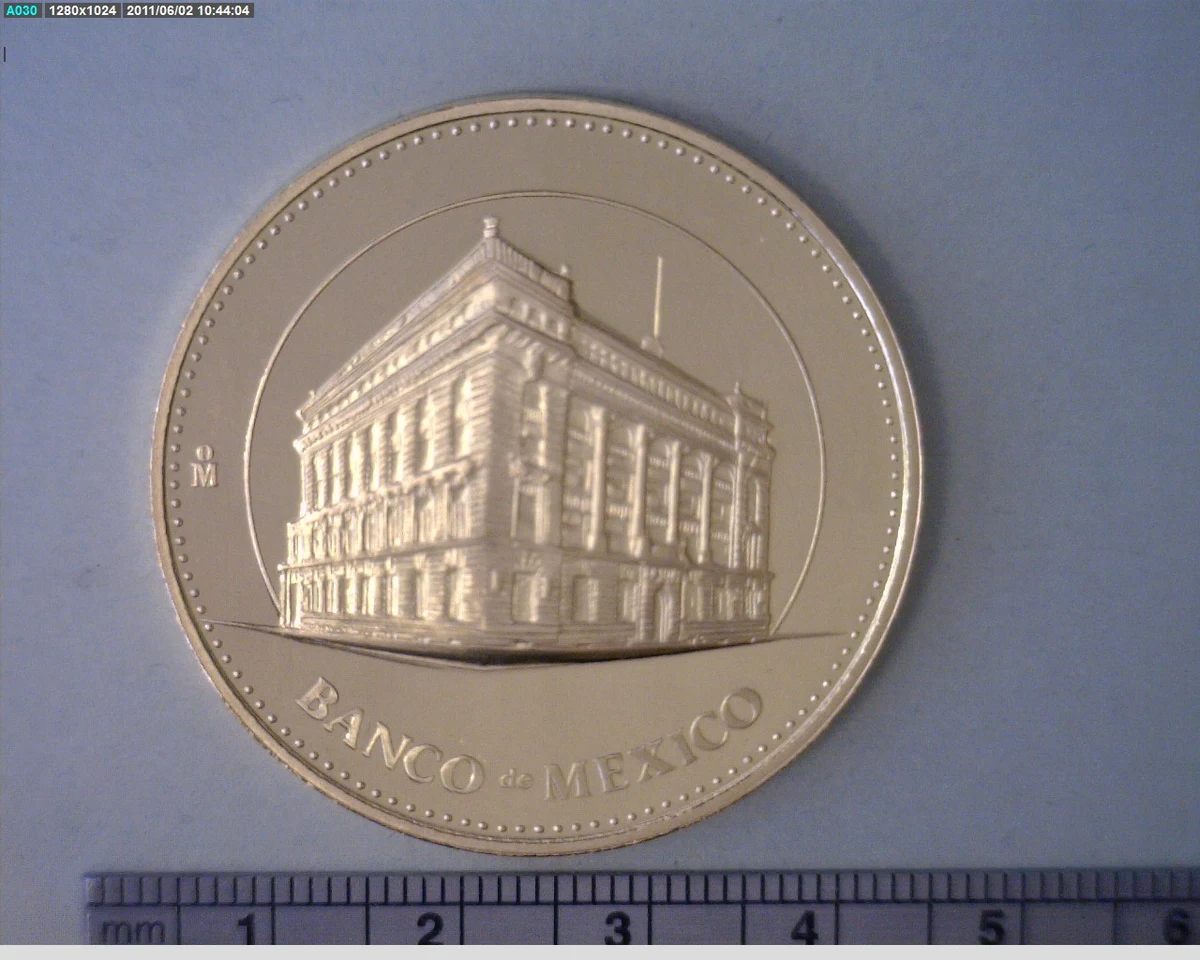 Medalla Banco de México. 70 Aniversario (1995) (anverso)