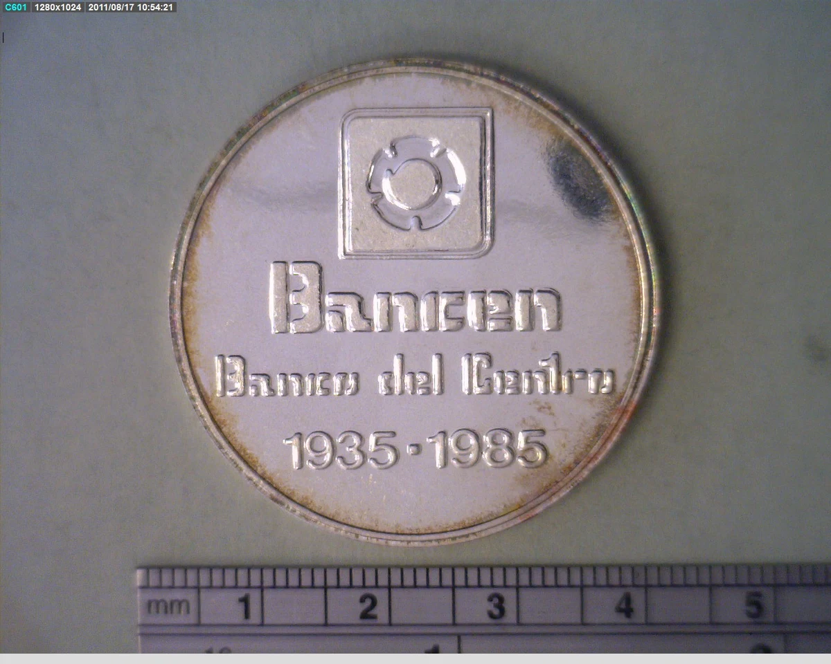 Medalla Banco del Centro. 50 Aniversario (1985) (anverso)