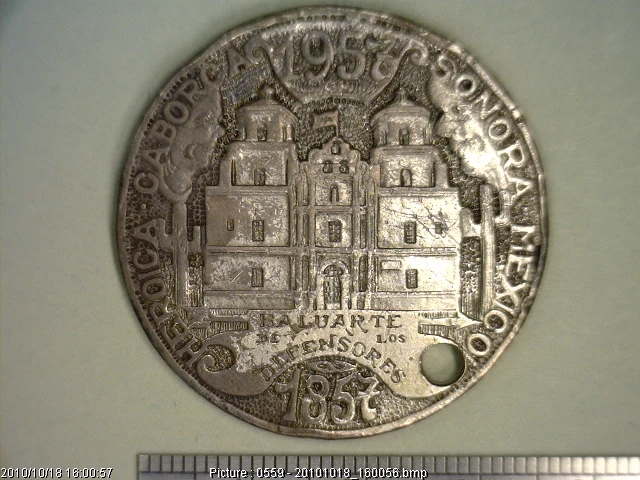 Medalla Batalla de Caborca. Perforada (1957) (anverso)