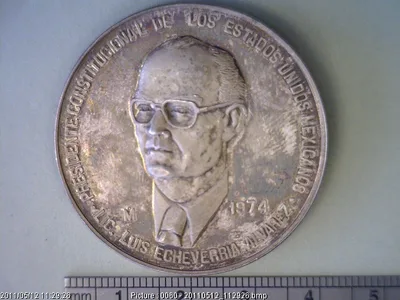 Medalla Benito Juárez - Luis Echeverría (1974)