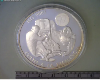 Medalla Casa de Moneda de México. Certificación ISO 9001 (1997)
