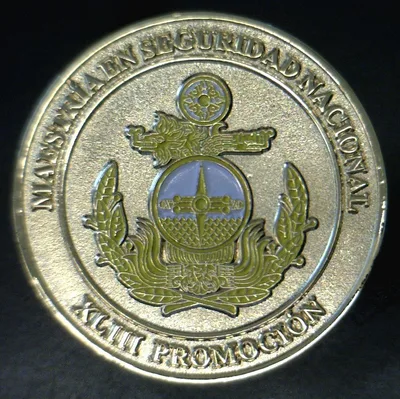 Medalla Centro de Estudios Superiores Navales