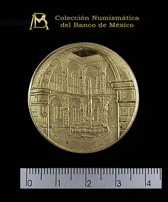 Medalla Comisión Nacional Bancaria y de Seguros (1975)