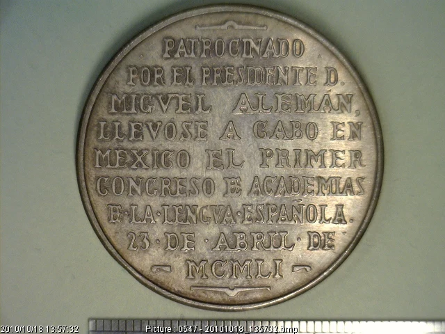 Medalla Congreso de la Lengua Española (1951) (anverso)