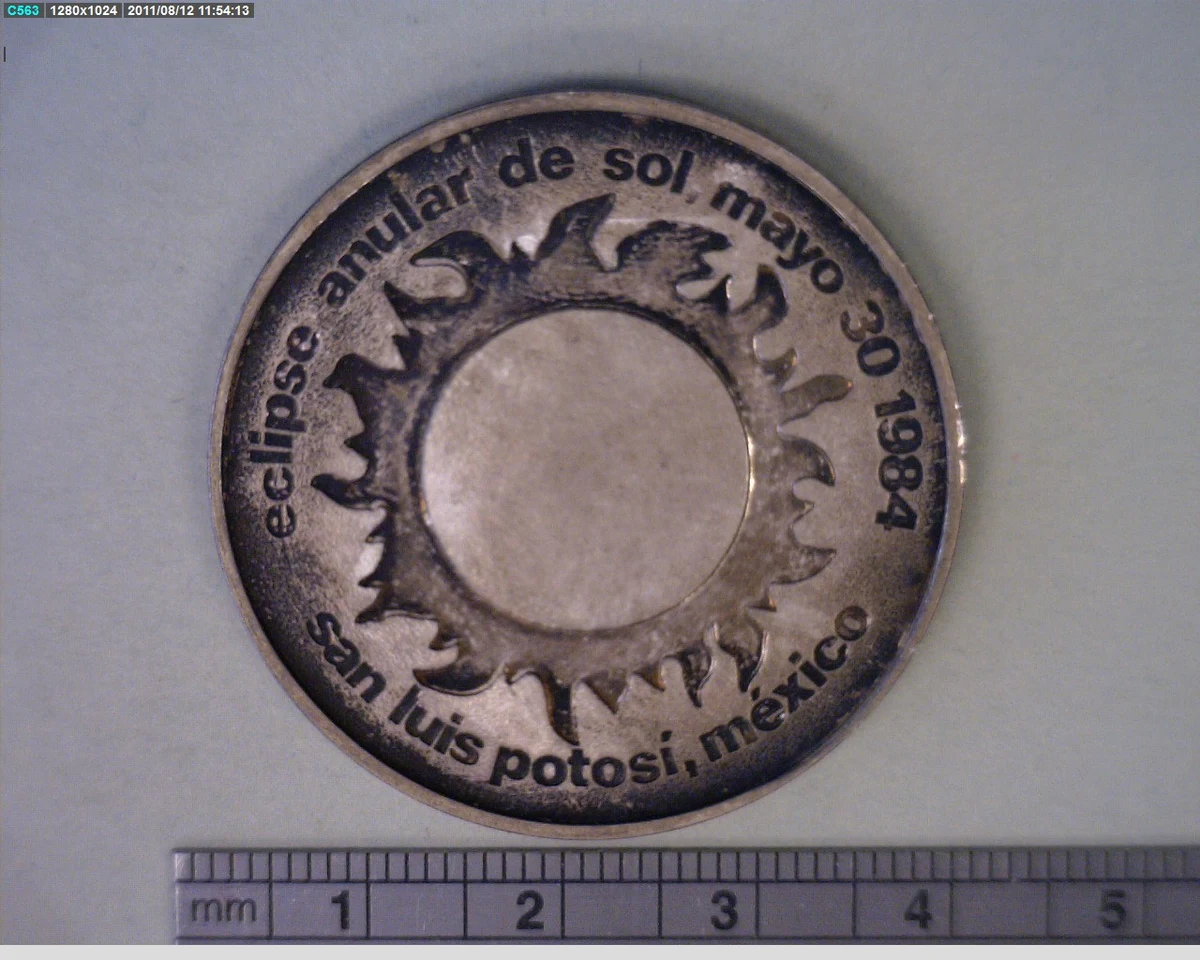 Medalla Eclipse anular de Sol. En bolsa de terciopelo (1984) (anverso)