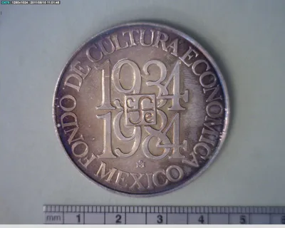 Medalla Fondo de Cultura Económica. 50 Aniversario (1984)