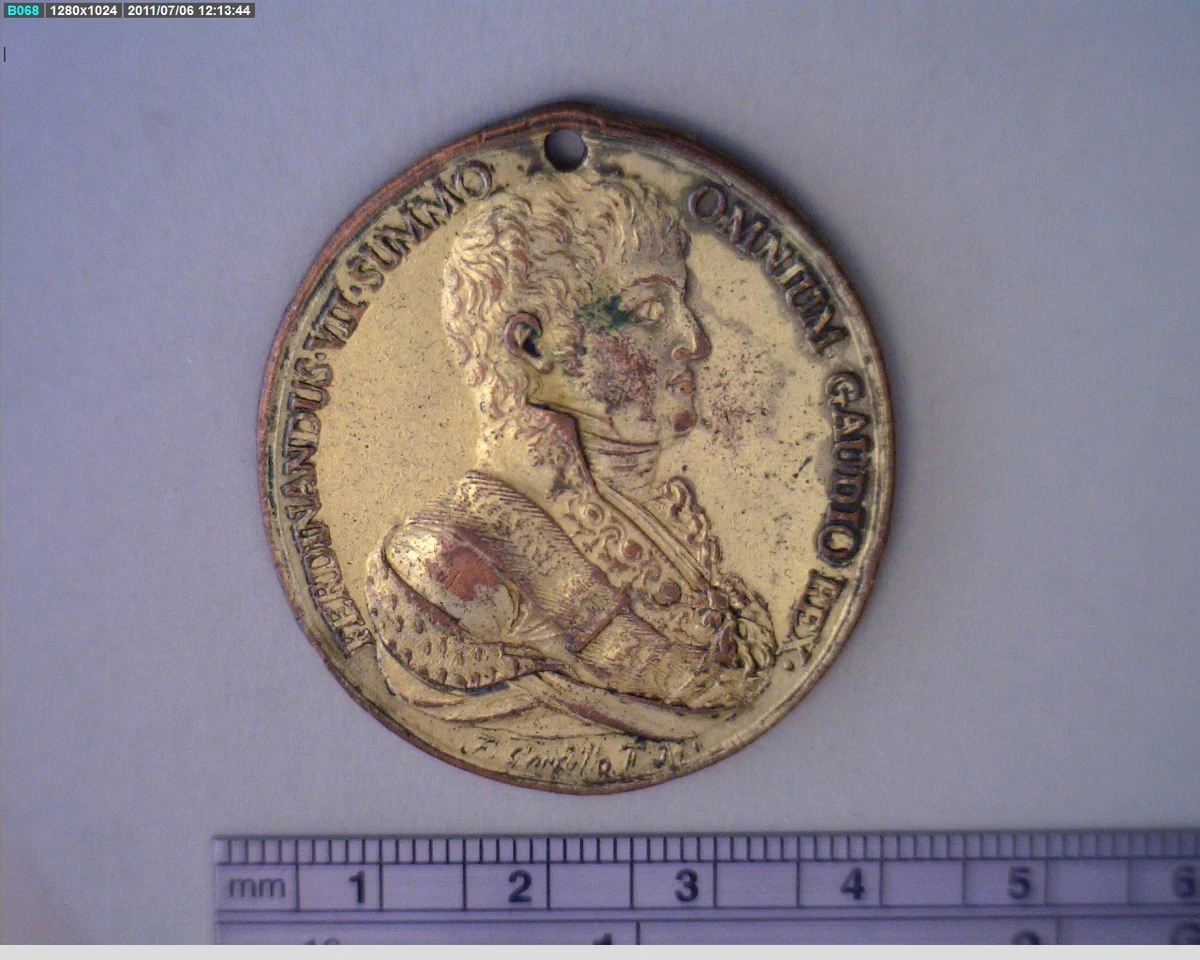 Medalla Guadalajara, El Colegio Tridentino. Perforada (1809) (anverso)