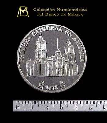 Medalla Navidad. Catedral Metropolitana (2004)