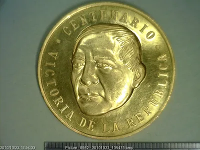 Medalla Restauración de la República. 100 Aniversario