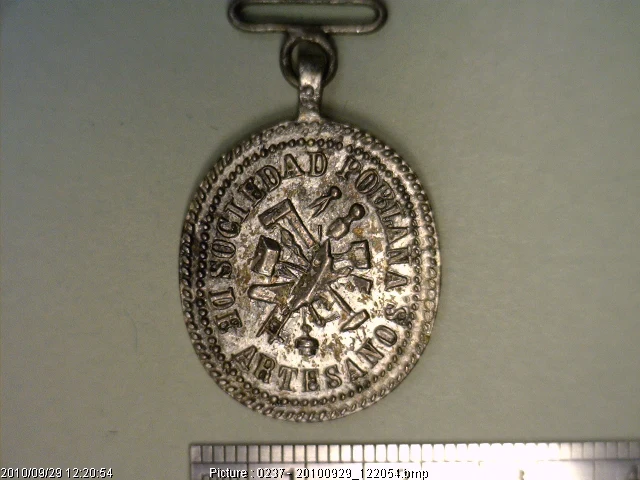Medalla Sociedad Poblana de Artesanos (1869) (anverso)