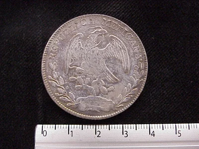 8 Plata 1878 . Inventario Banxico 10318 (anverso)