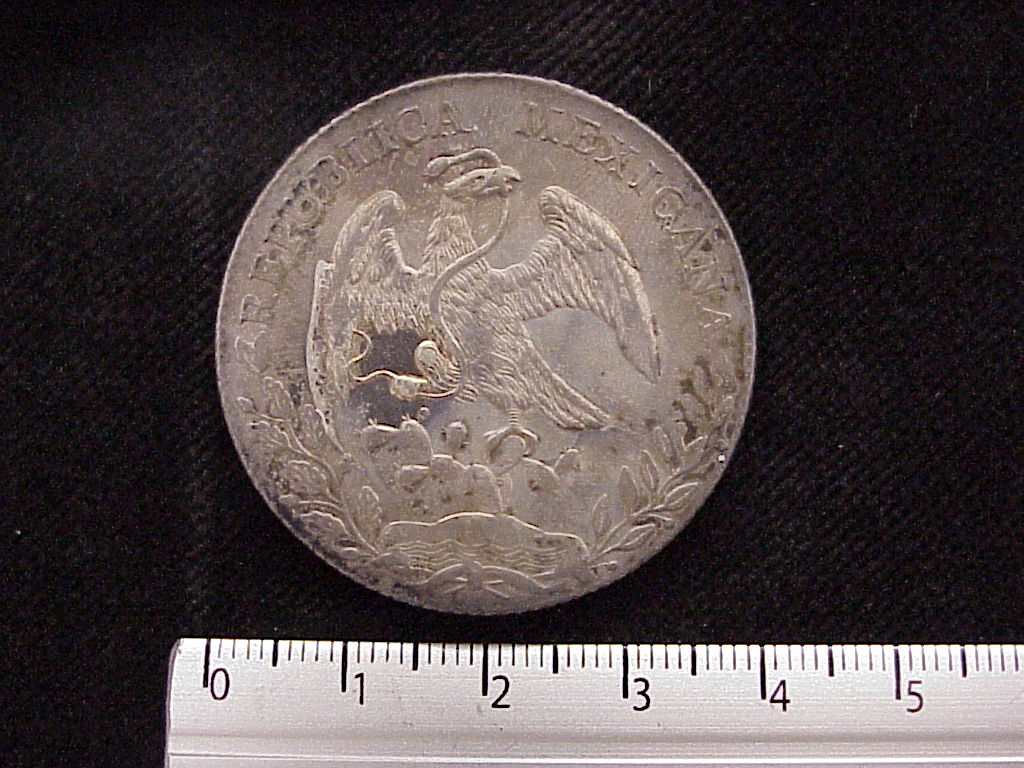8 Plata 1890 . Inventario Banxico 10362 (anverso)
