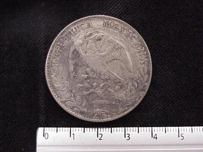 8 Plata 1896 . Inventario Banxico 10387 (anverso)