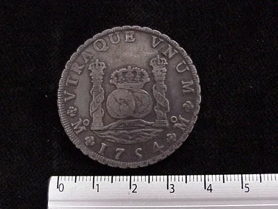 8 Reales Columnario Fernando VI Corona Real 1747-1754 Mo (reverso 1754 inv 1118)