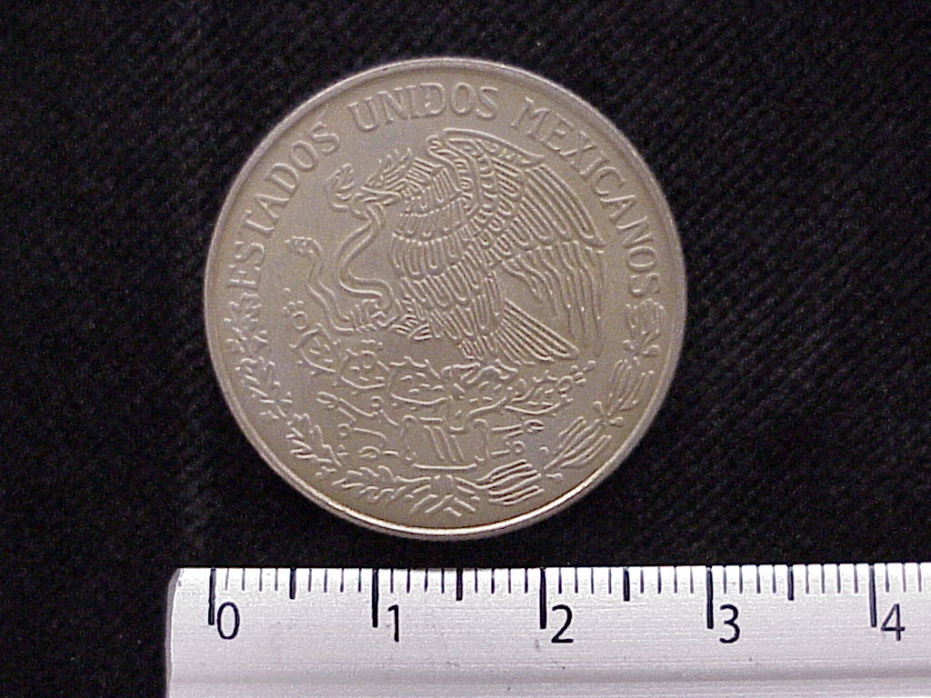 1 Peso Cuproníquel 1975 (anverso)