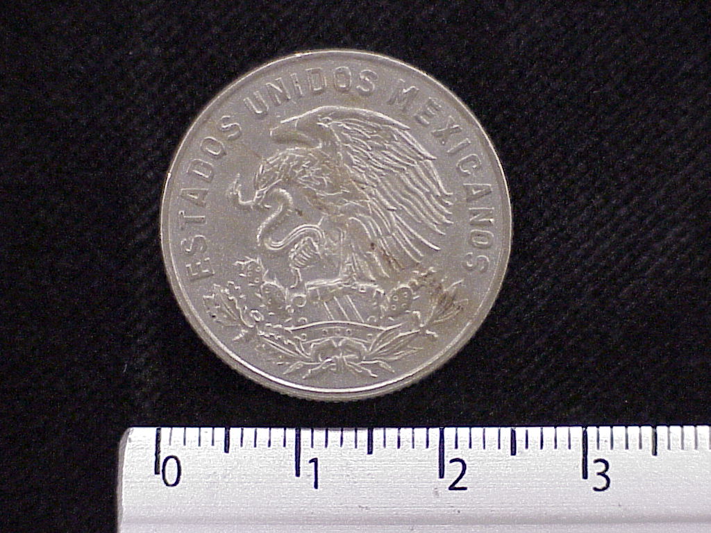 50 Cuproníquel 1965 . Inventario Banxico 11898 (anverso)