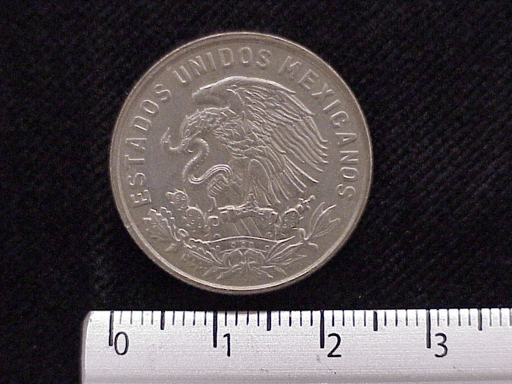 50 Cuproníquel 1968 . Inventario Banxico 11907 (anverso)