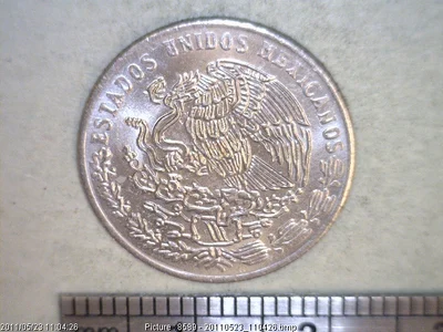 20 Cuproníquel 1983 . Inventario Banxico 15922 (anverso)