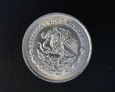 5 Acero inoxidable 1992 . Inventario Banxico 16771 (anverso)