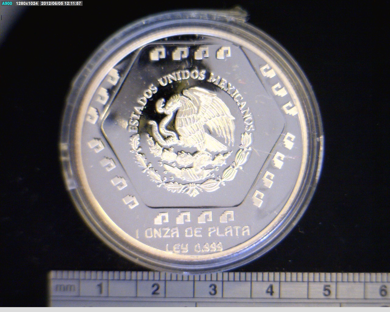 5 Nuevos Pesos Dintel 26 de Yaxchilán 1994 · Inventario Banxico 19256 (anverso)