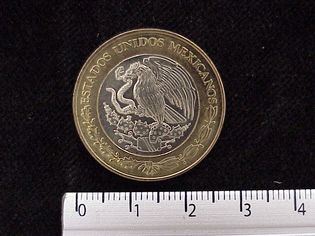 10 Bimetálica 2004 . Inventario Banxico 21255 (anverso)