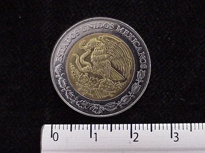 5 Bimetálica 2004 . Inventario Banxico 21260 (anverso)