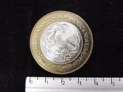 100 Pesos Oaxaca Escudo 2003 · Inventario Banxico 21275 (anverso)