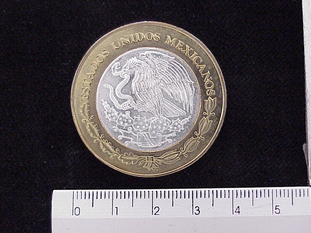 100 Pesos Hidalgo Escudo 2003 · Inventario Banxico 21388 (anverso)