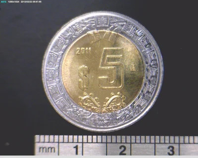 5 Pesos Bimetálica 2011