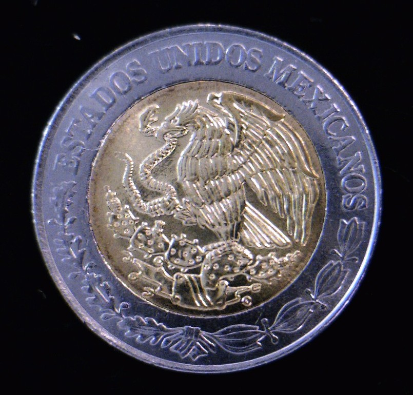1 Bimetálica 2015 . Inventario Banxico 23596 (anverso)