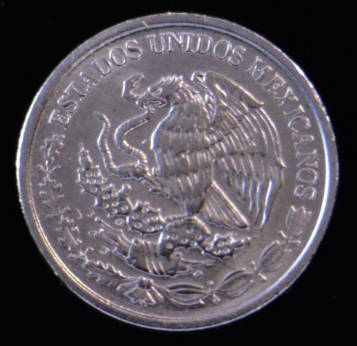 10 Acero inoxidable 2015 . Inventario Banxico 23611 (anverso)