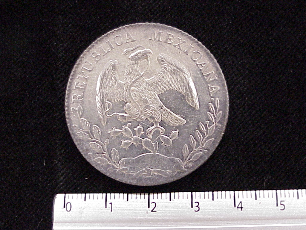 8 Plata 1880 . Inventario Banxico 4413 (anverso)