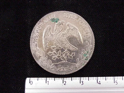 8 Plata 1881 . Inventario Banxico 4416 (anverso)