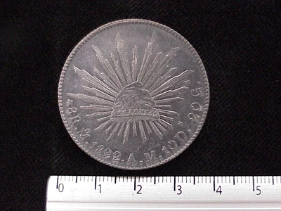 8 Plata 1892 . Inventario Banxico 4457 (reverso)