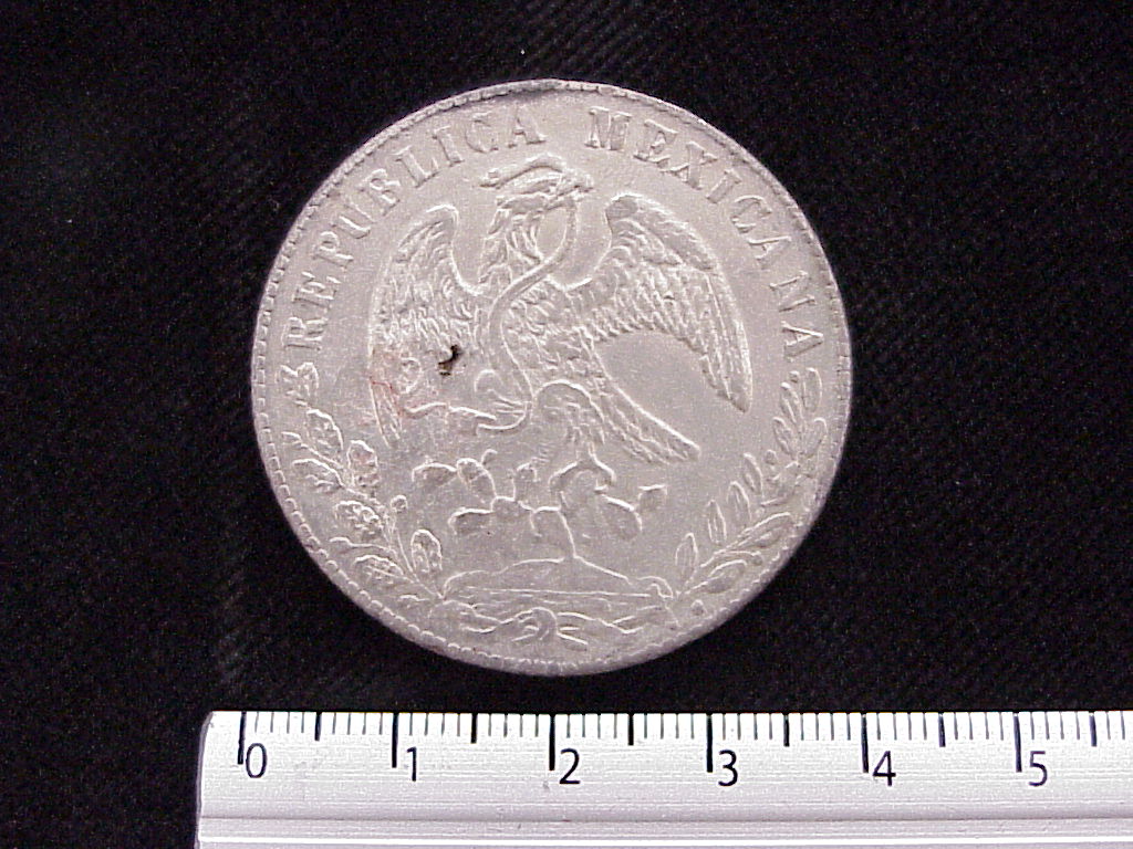 8 Plata 1881 . Inventario Banxico 5731 (anverso)