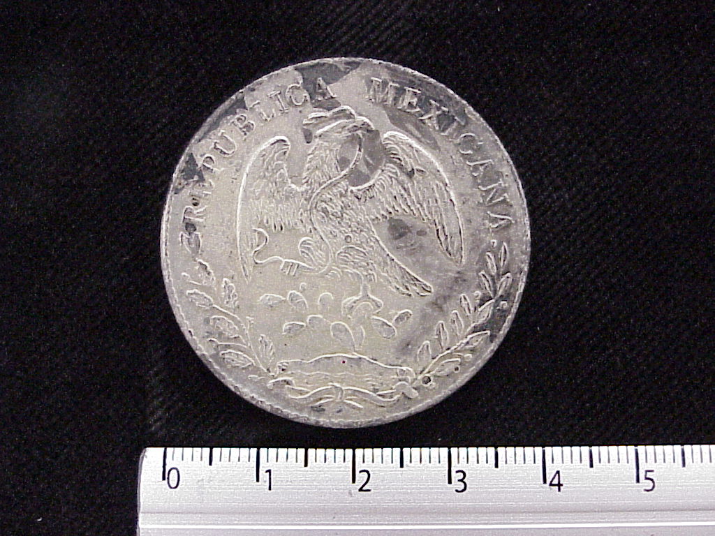 8 Plata 1886 . Inventario Banxico 5747 (anverso)