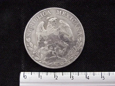8 Plata 1888 . Inventario Banxico 5753 (anverso)