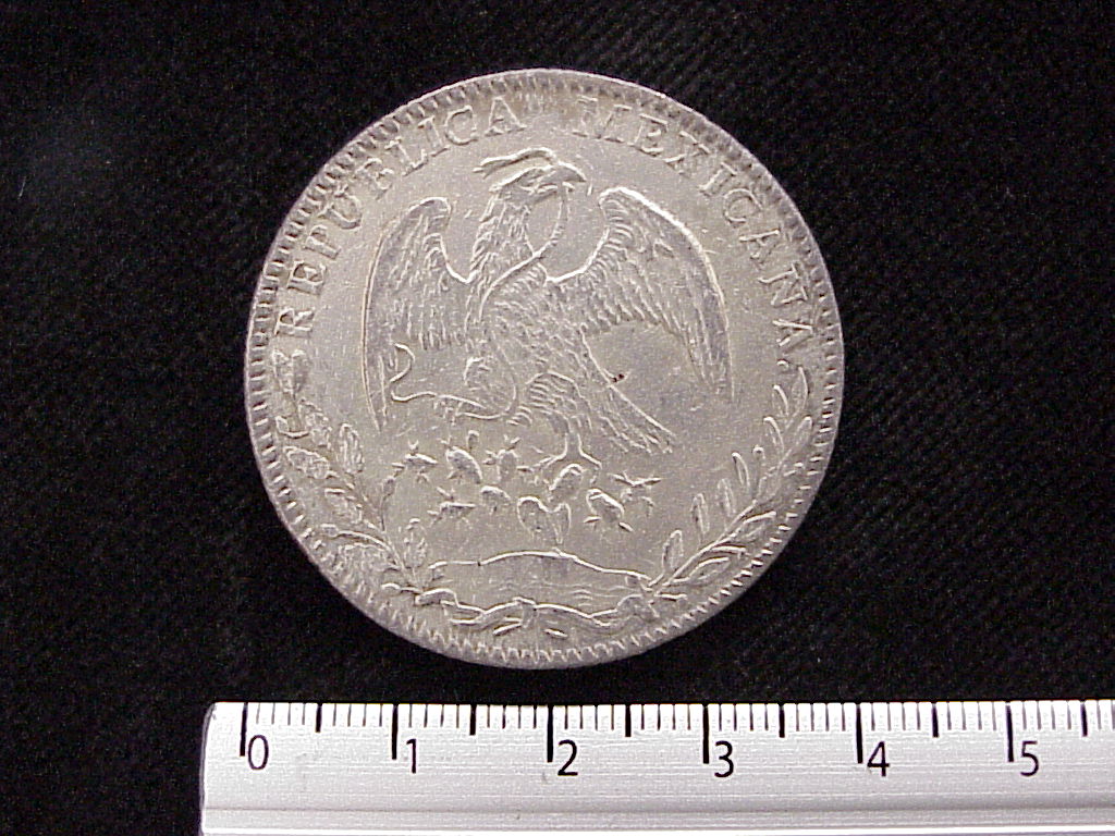 8 Plata 1881 . Inventario Banxico 6024 (anverso)