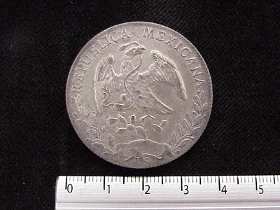 8 Plata 1890 . Inventario Banxico 6060 (anverso)