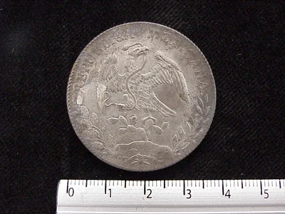 8 Plata 1894 . Inventario Banxico 6073 (anverso)