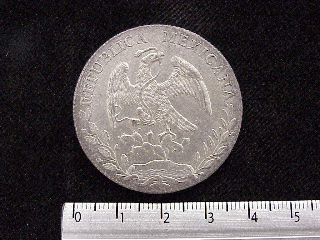 8 Plata 1897 . Inventario Banxico 6083 (anverso)