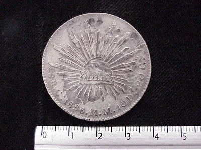 8 Plata 1886 . Inventario Banxico 6604 (reverso)