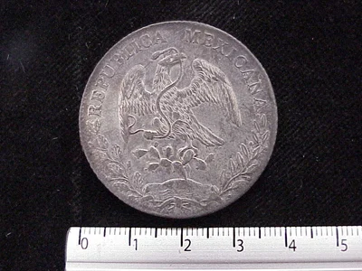 8 Plata 1888 . Inventario Banxico 6611 (anverso)